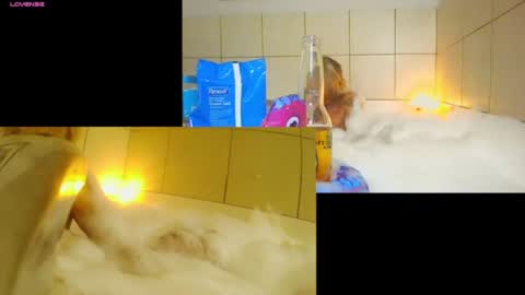 Snapshot of darnette_daisy chatting on 11.28.25 darnette_daisy online show from 11.28.25