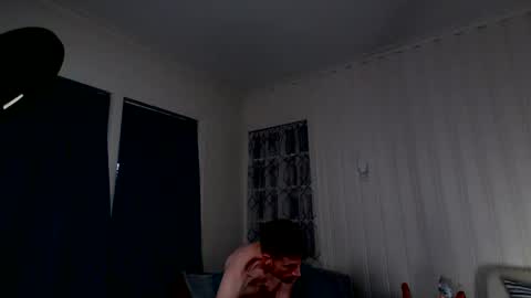 DlovesToBeWatched online show from 10.18.25