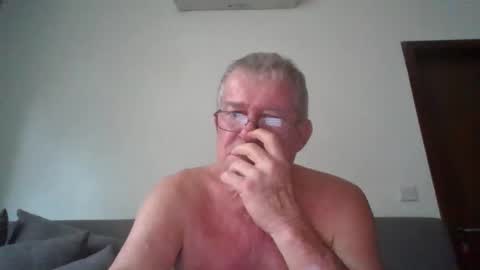 Snapshot of darwincock chatting on 06.08.26 darwincock online show from 06.08.26