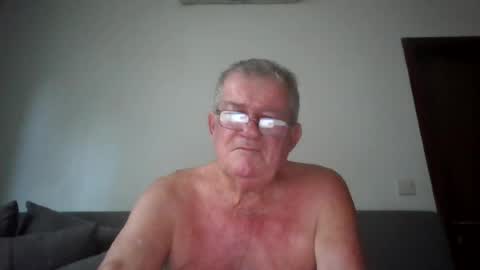 Snapshot of darwincock chatting on 06.12.26 darwincock online show from 06.12.26