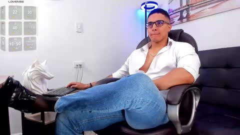 Dash online show from 10.25.25