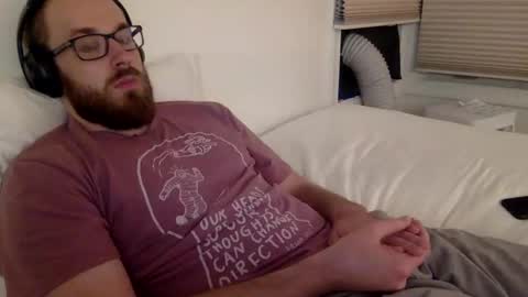 Snapshot of dav_luv4u chatting on 09.16.25 dav_luv4u online show from 09.16.25