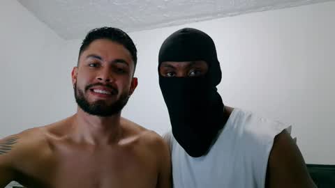 Snapshot of davgostoso chatting on 12.22.25 Dave y Salvatore online show from 12.22.25