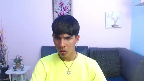 Snapshot of david_925_ chatting on 09.21.25 David online show from 09.21.25