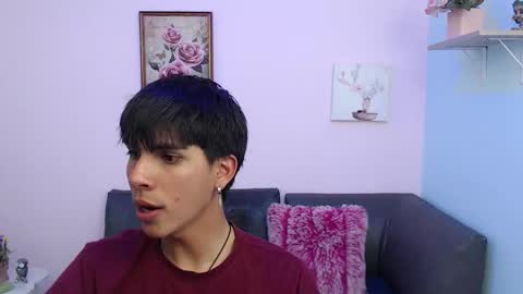 Snapshot of david_925_ chatting on 09.28.25 David online show from 09.28.25