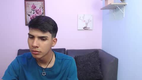 Snapshot of david_925_ chatting on 10.10.25 David online show from 10.10.25