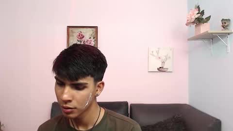 Snapshot of david_925_ chatting on 10.14.25 David online show from 10.14.25