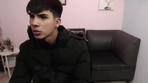 Snapshot of david_925_ chatting on 10.14.25 David online show from 10.14.25