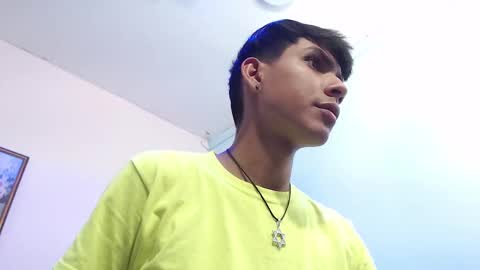 Snapshot of david_925_ chatting on 10.21.25 David online show from 10.21.25