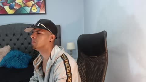 Snapshot of david_bandercock chatting on 12.08.24 david_bandercock online show from 12.08.24