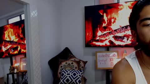 Hey im David that loves to explore and speak their fantasies. Very open talktative and nice. Feel free to chat with me online show from 01.12.25