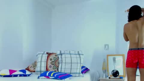 Hey im David that loves to explore and speak their fantasies. Very open talktative and nice. Feel free to chat with me online show from 09.26.25