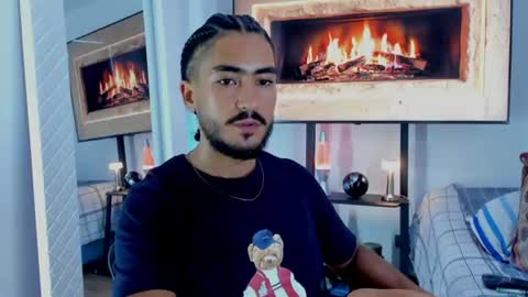 Snapshot of david_johnson372 chatting on 07.05.26 Hey im David that loves to explore and speak their fantasies. Very open talktative and nice. Feel free to chat with me online show from 07.05.26