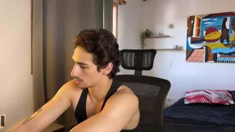 Snapshot of david_muller_ chatting on 05.15.26 David online show from 05.15.26