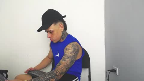 Snapshot of david_rousse_ chatting on 09.09.25 luis online show from 09.09.25