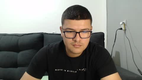 Snapshot of david_smit_ chatting on 05.22.26 david smit online show from 05.22.26
