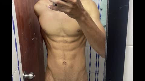 davidth000 online show from 10.17.25