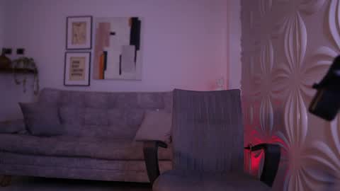 Davies brown    schedule 12pm to 5pm col time online show from 04.18.26