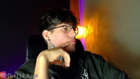 Snapshot of daviid_huge chatting on 07.05.26 daviid_huge online show from 07.05.26