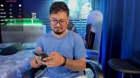 David Evans online show from 07.08.26