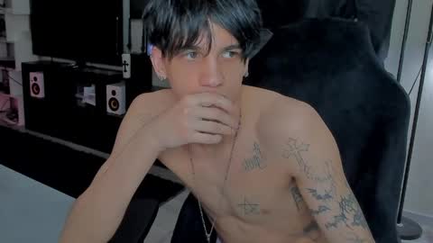 davis online show from 04.01.26