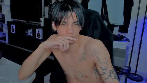 davis online show from 04.23.26