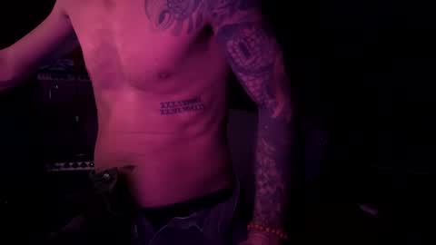 Snapshot of day__tripper chatting on 10.06.25 day tripper online show from 10.06.25