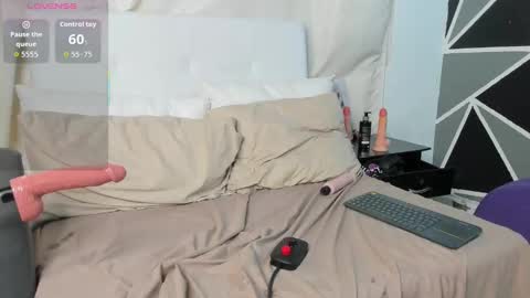 Daye sky online show from 11.15.25