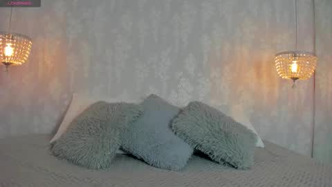 DAYRA ANGELS online show from 09.25.25