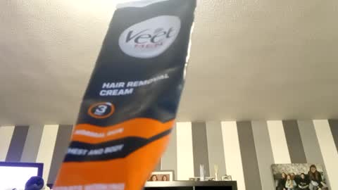 Snapshot of dazzill chatting on 01.14.25 Dazzill online show from 01.14.25