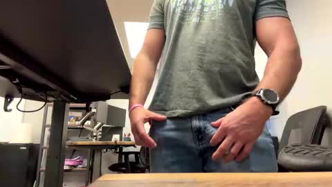 Snapshot of dblum75 chatting on 12.22.25 dblum75 online show from 12.22.25