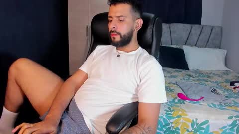 dcollins_ online show from 10.25.25