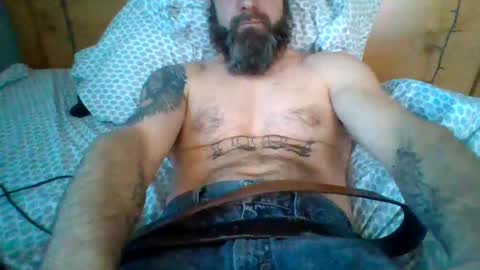 Snapshot of ddady22 chatting on 03.08.25 ddady22 online show from 03.08.25