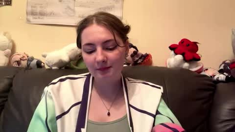 Mia online show from 06.04.26