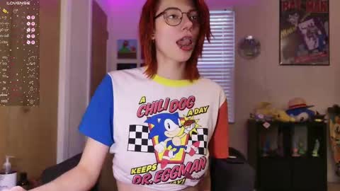 Snapshot of deadratsoup chatting on 11.04.25 Rat online show from 11.04.25