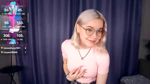 Charlie 18yo online show from 11.22.25