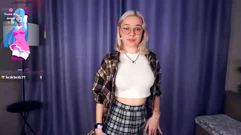 Charlie 18yo online show from 11.23.25