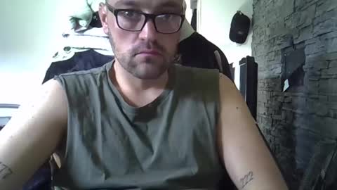 Snapshot of deanodick18x6 chatting on 03.05.25 dexxxn. online show from 03.05.25