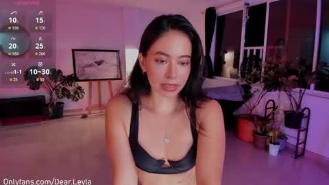 Leyla Grey online show from 10.18.25