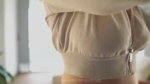 NINA   30OFF online show from 11.10.25