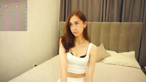 Snapshot of debbibelgard chatting on 09.09.25 Belga online show from 09.09.25