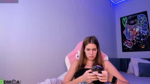 Jennifer online show from 09.24.25