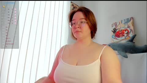 Snapshot of debbiewood chatting on 01.18.25 DeboraDebbieDee online show from 01.18.25