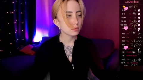 Snapshot of deborah_moore chatting on 06.16.26 Debora online show from 06.16.26