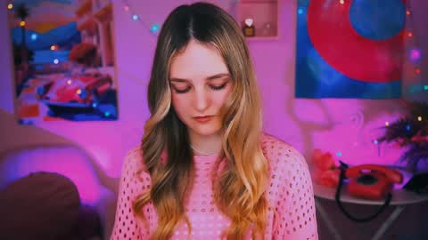 Snapshot of deboralarson chatting on 12.24.24 Debora online show from 12.24.24