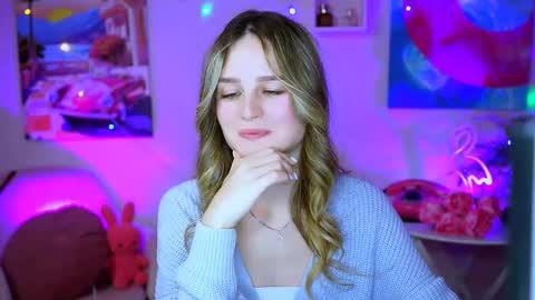 Snapshot of deboralarson chatting on 02.09.25 Debora online show from 02.09.25