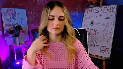 Snapshot of deboralarson chatting on 02.21.25 Debora online show from 02.21.25