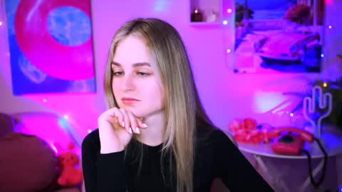 Snapshot of deboralarson chatting on 03.05.25 Debora online show from 03.05.25