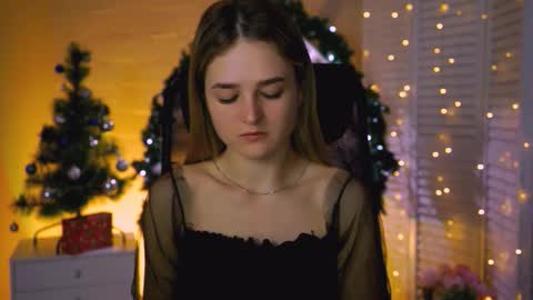 Debora online show from 12.22.25