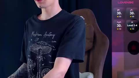 Snapshot of debugmee chatting on 02.20.26 Samuel online show from 02.20.26